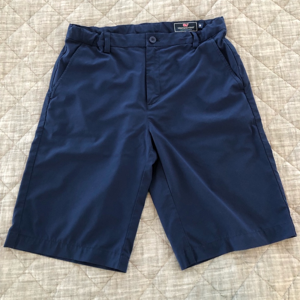 Boys Sz 18 Vineyard Vines Performance Short Navy